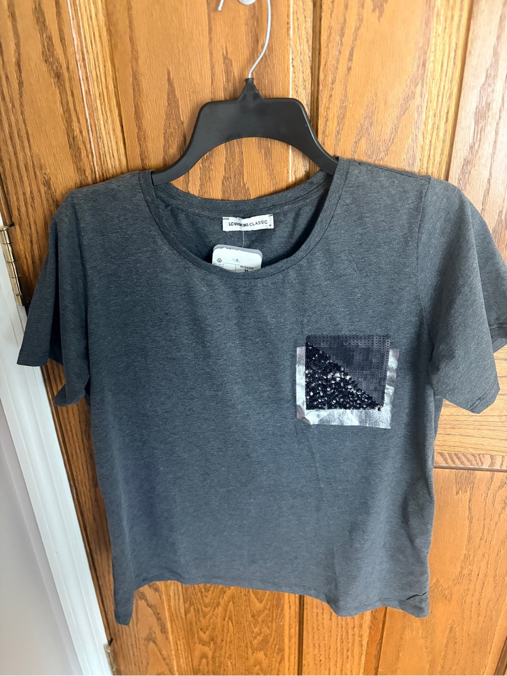 Women’s Gray Short-Sleeve Tee with Sequin Pocket
